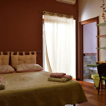 Le Casette Di Lu Bed & Breakfast 2*