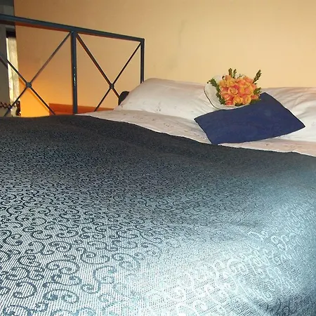 Bed & Breakfast Le Casette Di Lu 2*